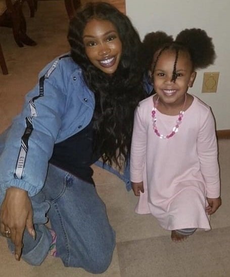 Why Does SZA Keep Her Daughter Out of the Public Eye?