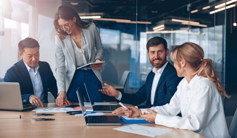 How Resilient Leadership Drives Growth in Modern Financial Services