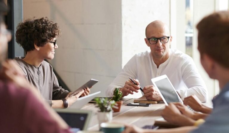 Strategic Benefits of Implementing 10b5-1 Trading Plans for Corporate Executives